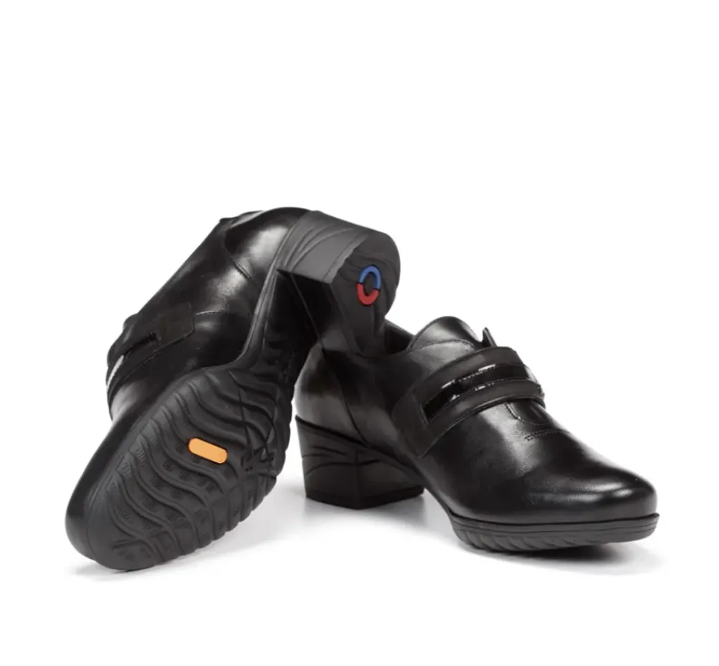 CHARIS F0587 ZapatodeTacón Negro