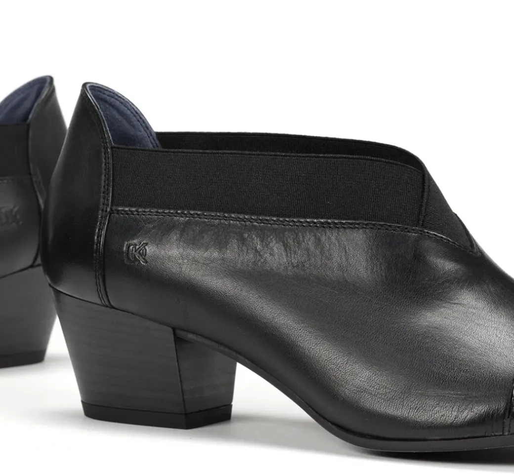 DORA D8880 Zapato Negro